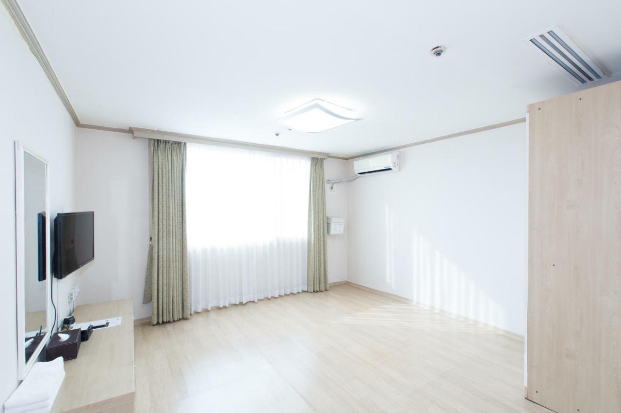 Glory Condo Dogo 牙山市 エクステリア 写真