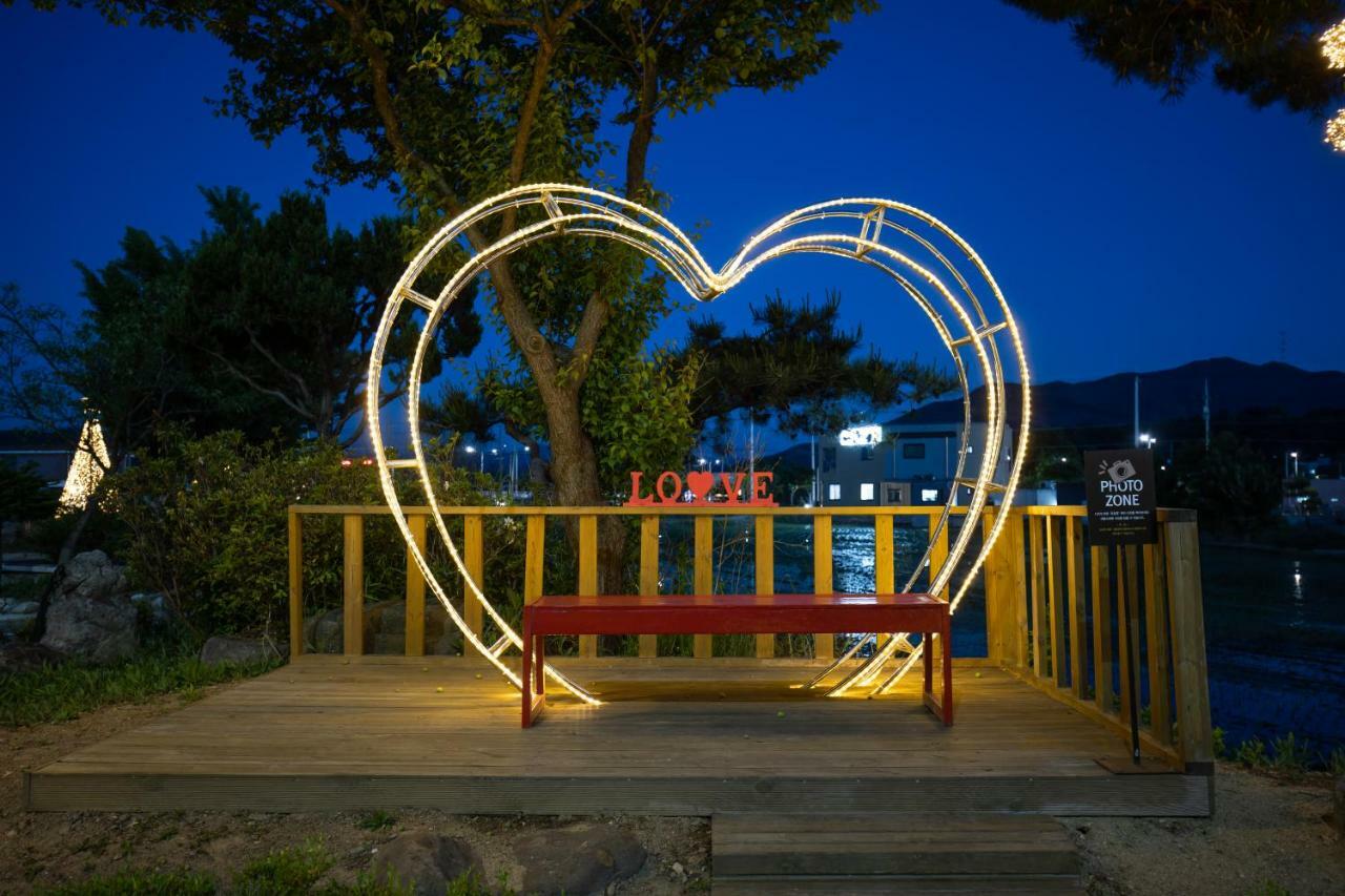 Glory Condo Dogo 牙山市 エクステリア 写真
