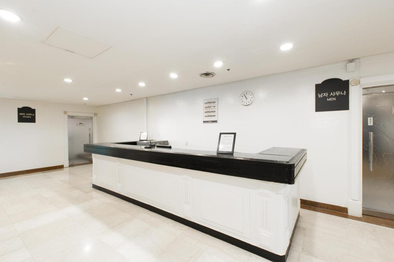 Glory Condo Dogo 牙山市 エクステリア 写真
